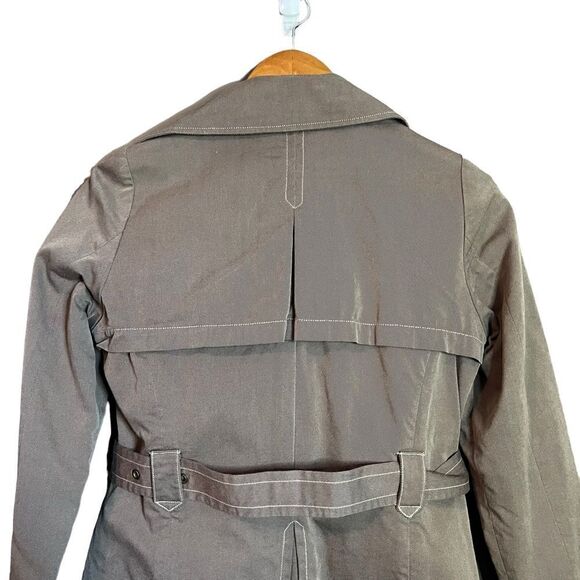 Now light brown belted coat. Size medium - Picture 6 of 9